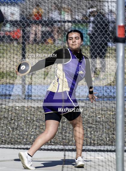 Thumbnail 1 in Orland Invitational photogallery.
