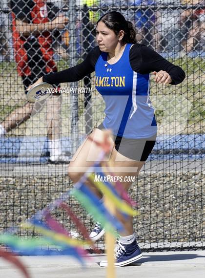 Thumbnail 1 in Orland Invitational photogallery.