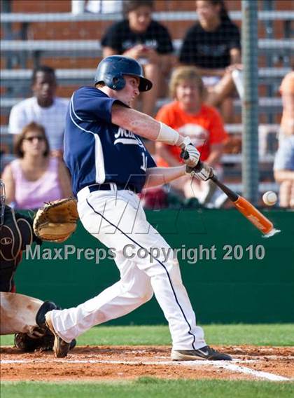 Thumbnail 2 in Texas City vs. Lamar Consolidated (Texas 4A Region III Playoffs - Game 1)  photogallery.