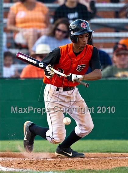 Thumbnail 1 in Texas City vs. Lamar Consolidated (Texas 4A Region III Playoffs - Game 1)  photogallery.