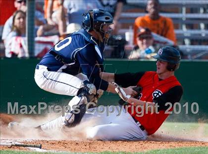 Thumbnail 3 in Texas City vs. Lamar Consolidated (Texas 4A Region III Playoffs - Game 1)  photogallery.