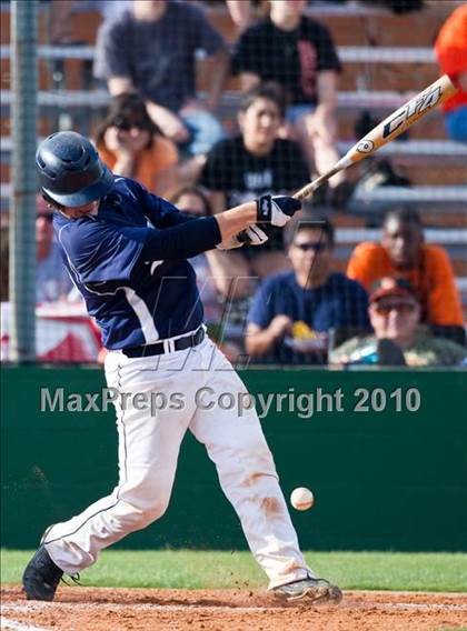 Thumbnail 1 in Texas City vs. Lamar Consolidated (Texas 4A Region III Playoffs - Game 1)  photogallery.