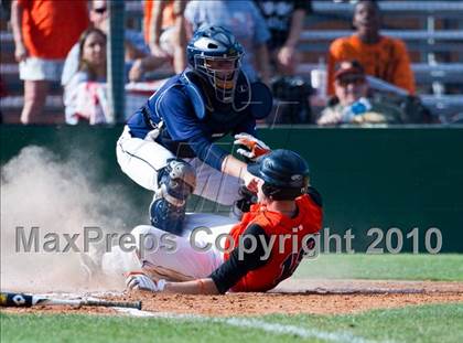 Thumbnail 1 in Texas City vs. Lamar Consolidated (Texas 4A Region III Playoffs - Game 1)  photogallery.