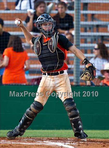 Thumbnail 3 in Texas City vs. Lamar Consolidated (Texas 4A Region III Playoffs - Game 1)  photogallery.