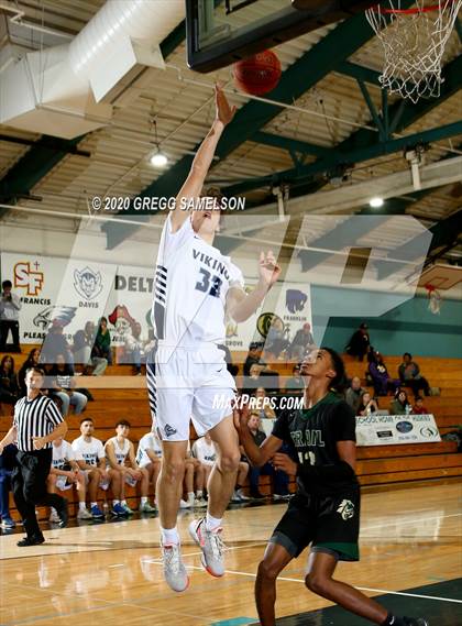 Thumbnail 1 in Pleasant Valley vs Monterey Trail (Adidas Challenge) photogallery.