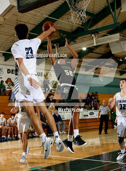 Thumbnail 2 in Pleasant Valley vs Monterey Trail (Adidas Challenge) photogallery.