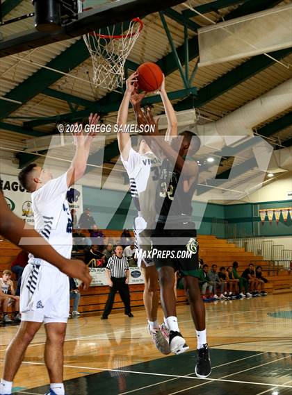 Thumbnail 3 in Pleasant Valley vs Monterey Trail (Adidas Challenge) photogallery.