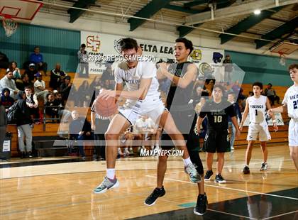 Thumbnail 2 in Pleasant Valley vs Monterey Trail (Adidas Challenge) photogallery.