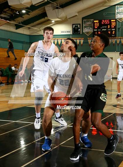 Thumbnail 2 in Pleasant Valley vs Monterey Trail (Adidas Challenge) photogallery.