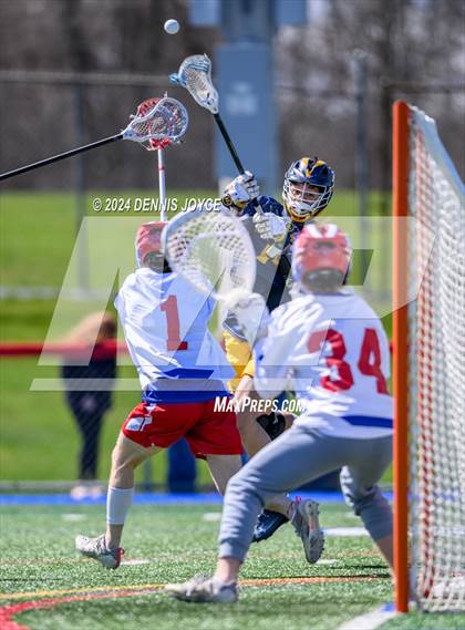 Thumbnail 1 in West Genesee @ Fairport photogallery.