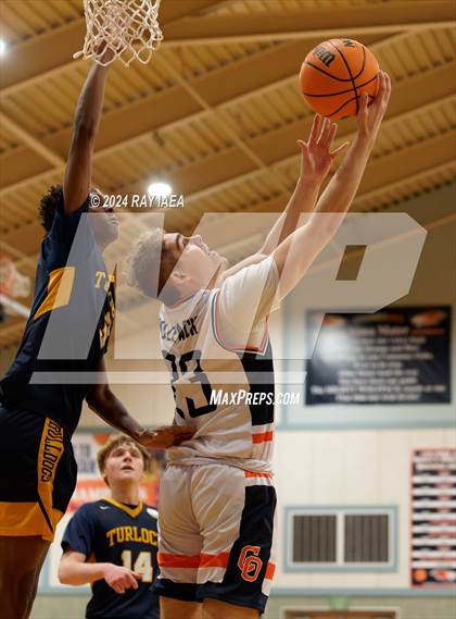 Thumbnail 3 in Cosumnes Oaks vs. Turlock (CIF SJS D1 Playoff) photogallery.