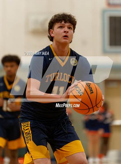 Thumbnail 2 in Cosumnes Oaks vs. Turlock (CIF SJS D1 Playoff) photogallery.