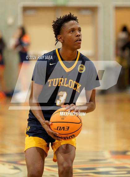Thumbnail 1 in Cosumnes Oaks vs. Turlock (CIF SJS D1 Playoff) photogallery.