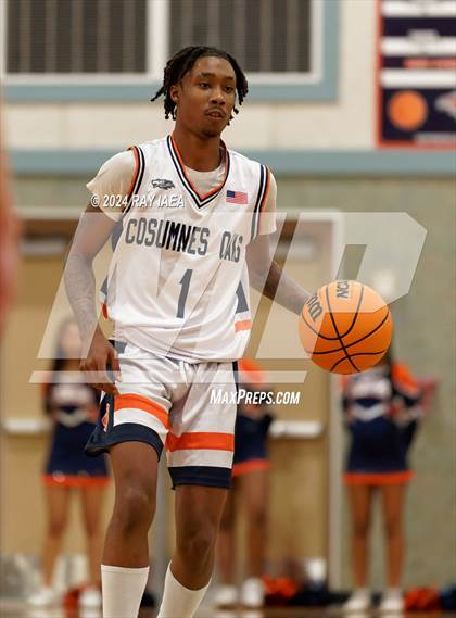 Thumbnail 3 in Cosumnes Oaks vs. Turlock (CIF SJS D1 Playoff) photogallery.
