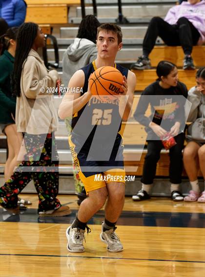 Thumbnail 3 in Cosumnes Oaks vs. Turlock (CIF SJS D1 Playoff) photogallery.