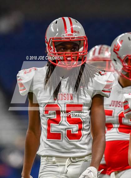 Thumbnail 2 in Reagan [Ronald] vs Judson (UIL 6A Area Playoff) photogallery.