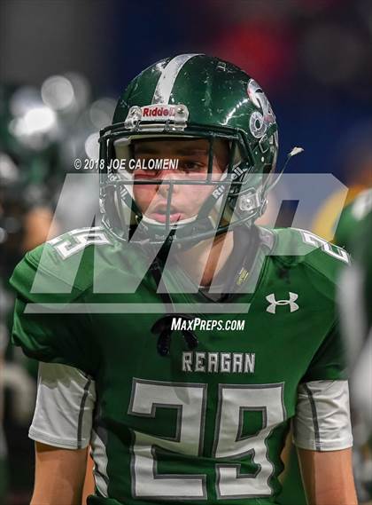 Thumbnail 3 in Reagan [Ronald] vs Judson (UIL 6A Area Playoff) photogallery.
