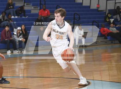 Thumbnail 2 in McKinney vs. Angleton (McDonald's Texas Invitational) photogallery.