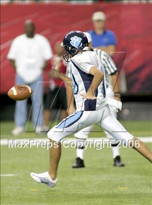 Thumbnail 1 in Camden County vs. Brookwood (Kickoff Classic) photogallery.