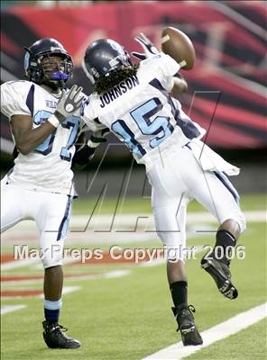 Thumbnail 3 in Camden County vs. Brookwood (Kickoff Classic) photogallery.