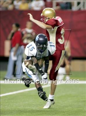 Thumbnail 1 in Camden County vs. Brookwood (Kickoff Classic) photogallery.