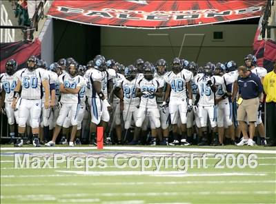 Thumbnail 1 in Camden County vs. Brookwood (Kickoff Classic) photogallery.