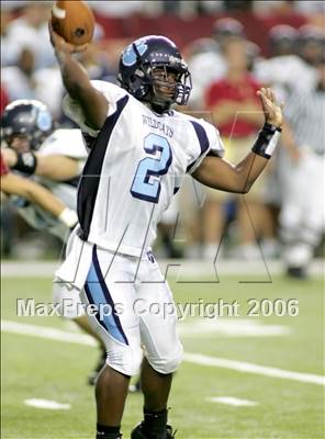 Thumbnail 2 in Camden County vs. Brookwood (Kickoff Classic) photogallery.