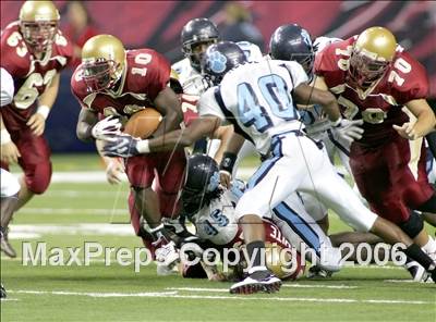 Thumbnail 2 in Camden County vs. Brookwood (Kickoff Classic) photogallery.