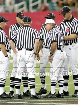 Thumbnail 3 in Camden County vs. Brookwood (Kickoff Classic) photogallery.