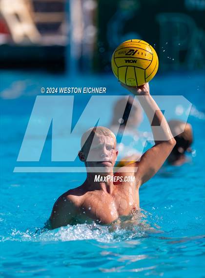 Thumbnail 2 in Grossmont @ Patrick Henry photogallery.
