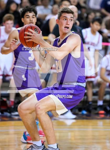 Thumbnail 1 in Sabino vs Page (AIA 3A Semifinals) photogallery.