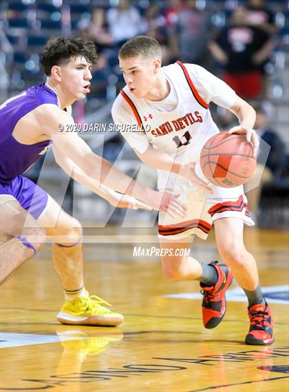 Thumbnail 1 in Sabino vs Page (AIA 3A Semifinals) photogallery.