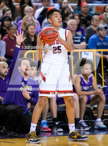 Thumbnail 3 in Sabino vs Page (AIA 3A Semifinals) photogallery.