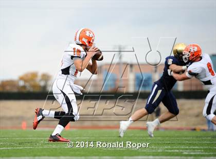 Thumbnail 2 in Dallas Jesuit vs. Rockwall (UIL 6A  Area Playoff) photogallery.