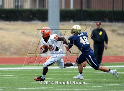 Thumbnail 2 in Dallas Jesuit vs. Rockwall (UIL 6A  Area Playoff) photogallery.