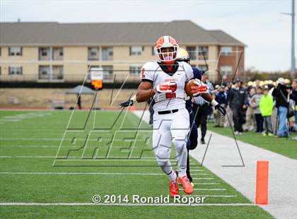 Thumbnail 1 in Dallas Jesuit vs. Rockwall (UIL 6A  Area Playoff) photogallery.