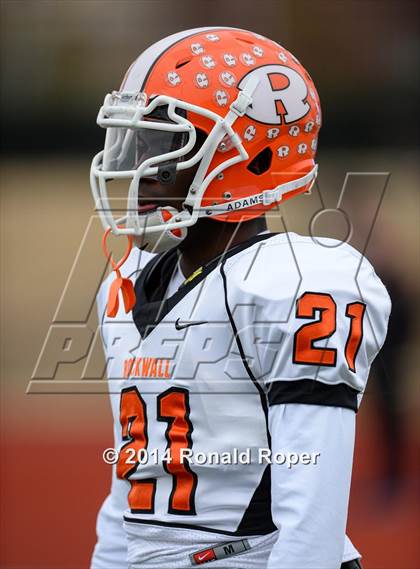 Thumbnail 1 in Dallas Jesuit vs. Rockwall (UIL 6A  Area Playoff) photogallery.