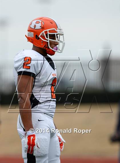 Thumbnail 2 in Dallas Jesuit vs. Rockwall (UIL 6A  Area Playoff) photogallery.