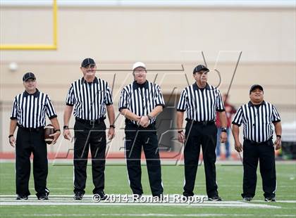 Thumbnail 3 in Dallas Jesuit vs. Rockwall (UIL 6A  Area Playoff) photogallery.