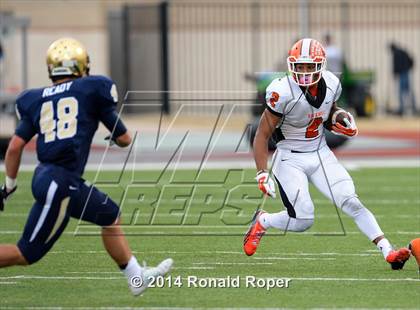 Thumbnail 1 in Dallas Jesuit vs. Rockwall (UIL 6A  Area Playoff) photogallery.