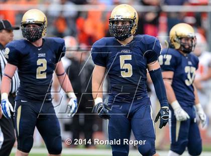 Thumbnail 2 in Dallas Jesuit vs. Rockwall (UIL 6A  Area Playoff) photogallery.