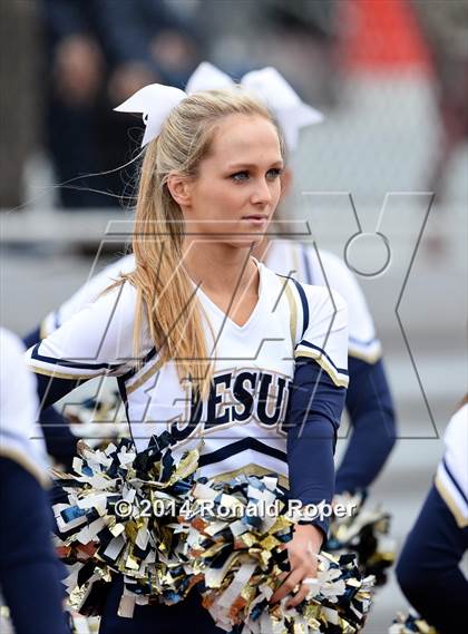 Thumbnail 3 in Dallas Jesuit vs. Rockwall (UIL 6A  Area Playoff) photogallery.