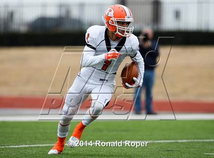 Thumbnail 3 in Dallas Jesuit vs. Rockwall (UIL 6A  Area Playoff) photogallery.