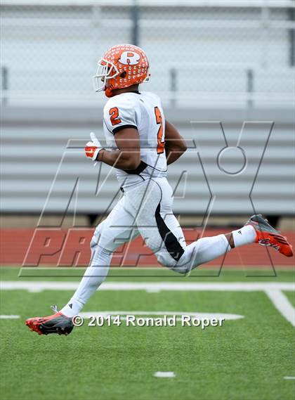 Thumbnail 3 in Dallas Jesuit vs. Rockwall (UIL 6A  Area Playoff) photogallery.