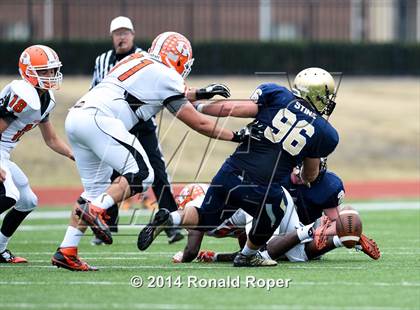 Thumbnail 3 in Dallas Jesuit vs. Rockwall (UIL 6A  Area Playoff) photogallery.