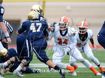 Thumbnail 1 in Dallas Jesuit vs. Rockwall (UIL 6A  Area Playoff) photogallery.