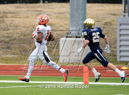 Thumbnail 3 in Dallas Jesuit vs. Rockwall (UIL 6A  Area Playoff) photogallery.