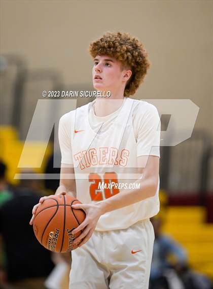 Thumbnail 1 in Wasatch Academy vs. AZ Compass Prep National (Hoophall West Invitational) photogallery.
