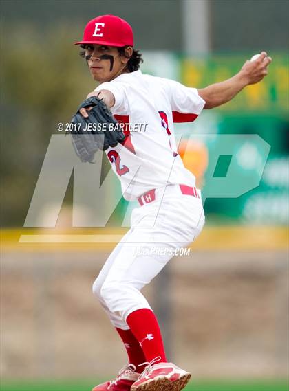 Thumbnail 2 in Estancia vs. Pecos photogallery.