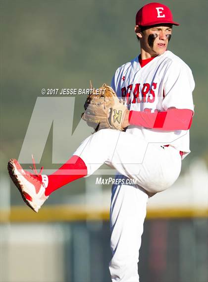 Thumbnail 1 in Estancia vs. Pecos photogallery.